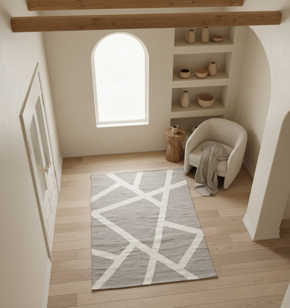 Kamilia Handwoven Wool Kilim Rug