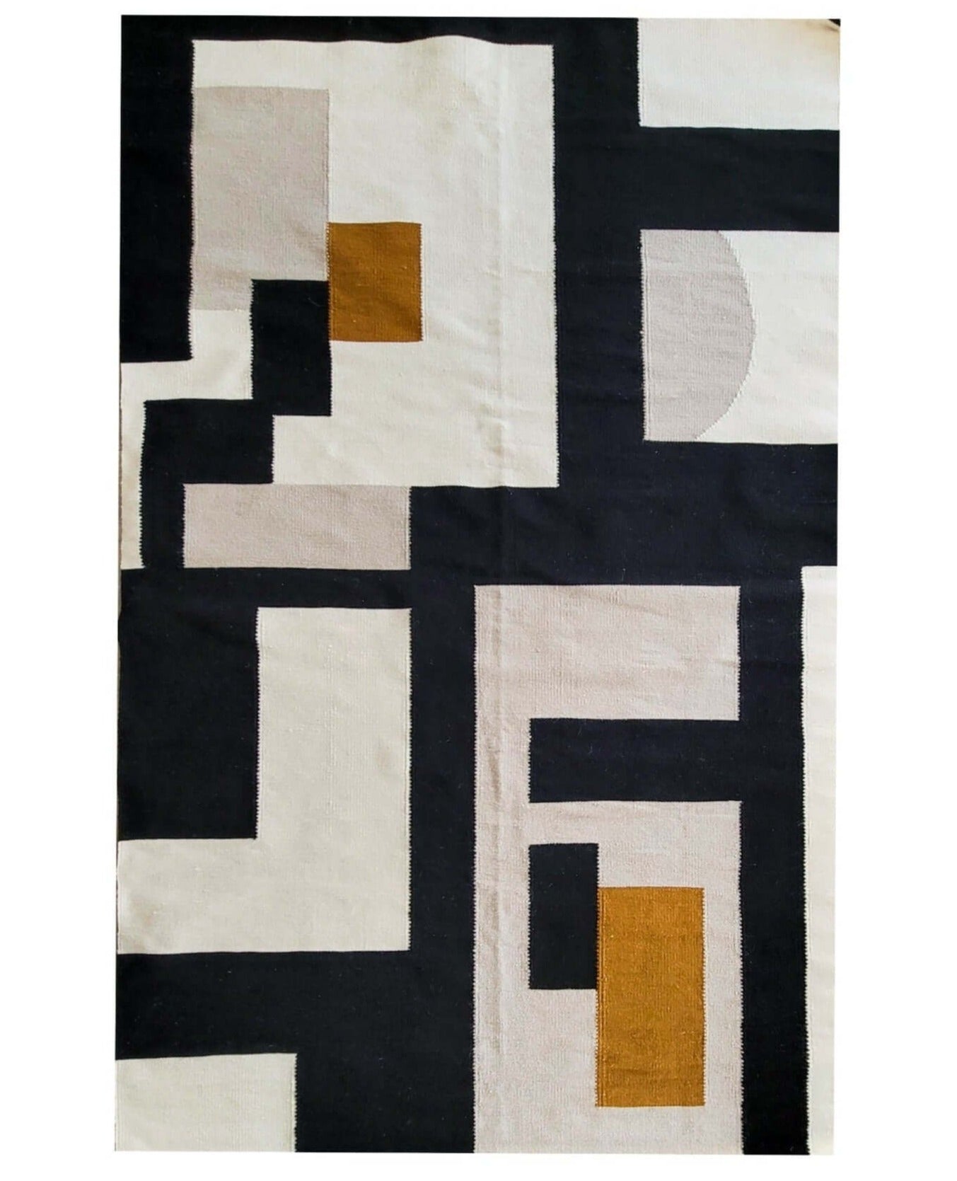 Maya Handwoven Black and Taupe Area Rug