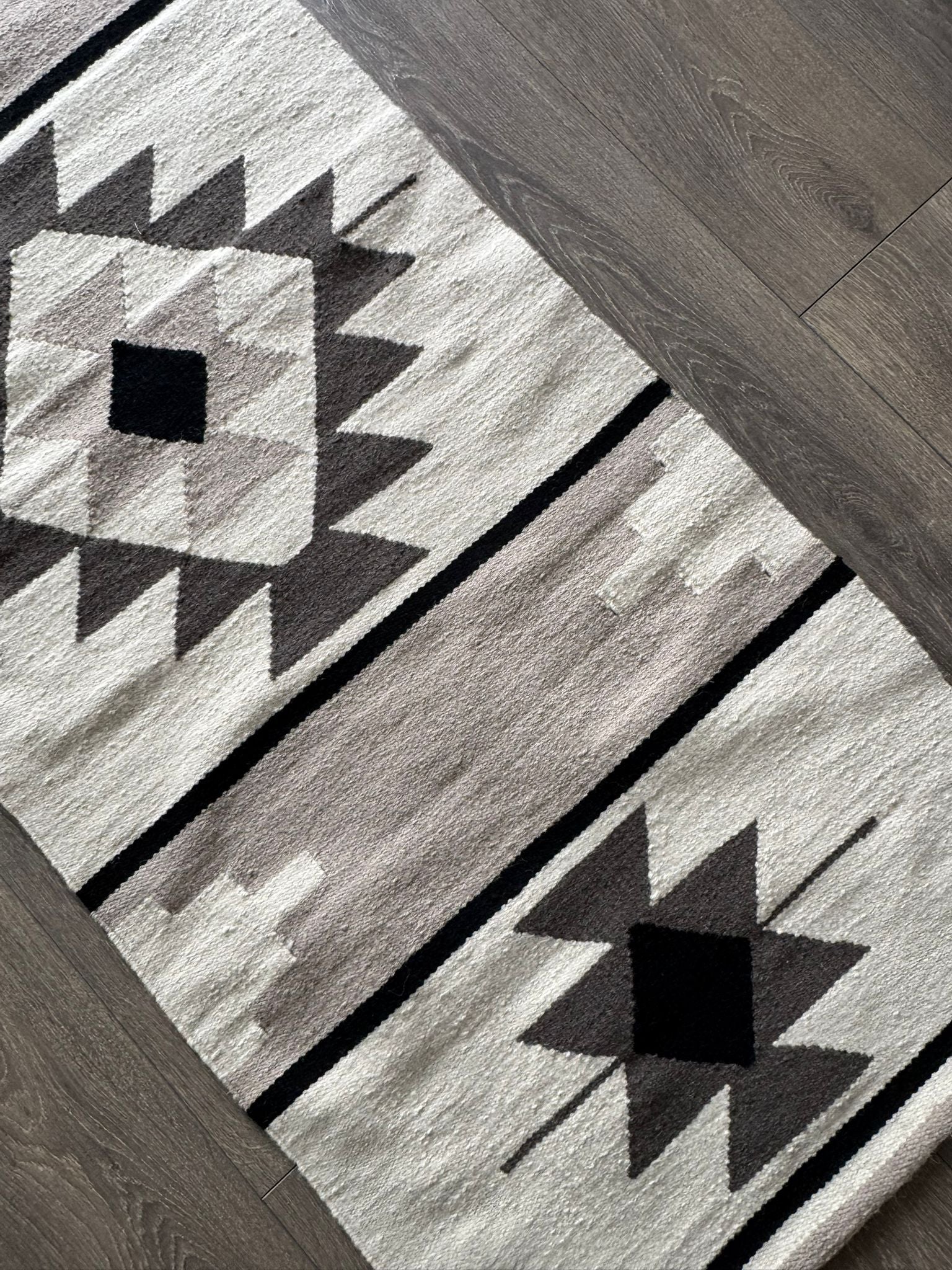 Maysa Grey Runner Rug