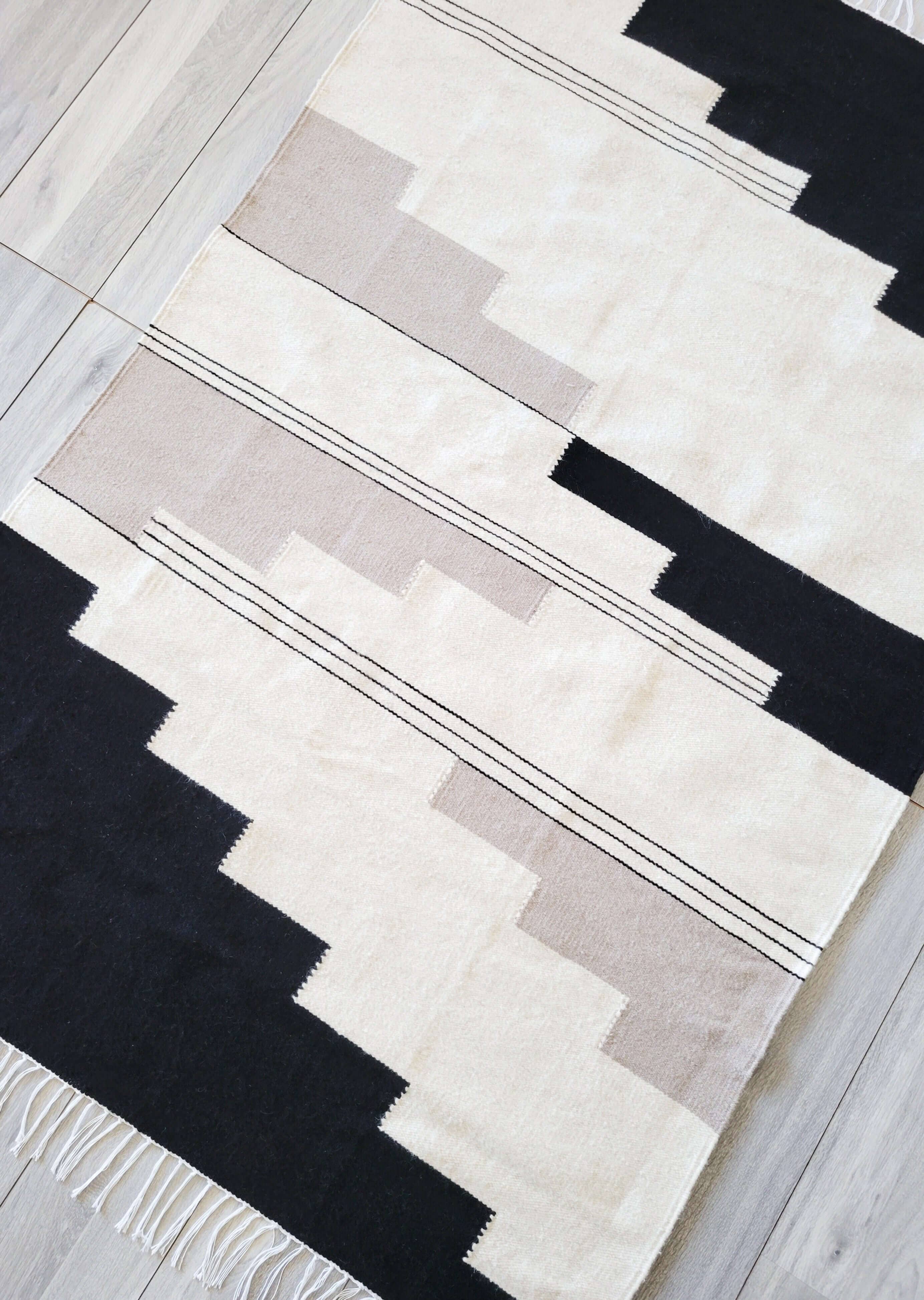 area rugs Mumo Toronto