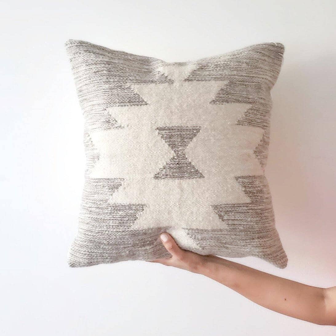 boho decorative pillows Mumo Tronto