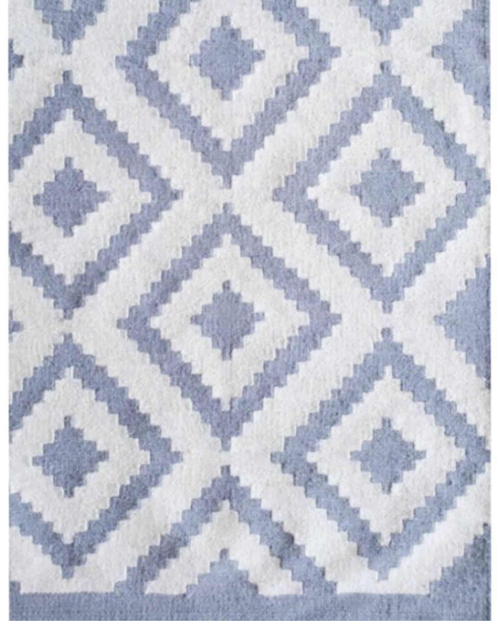 Neutral Handwoven Gray Rug