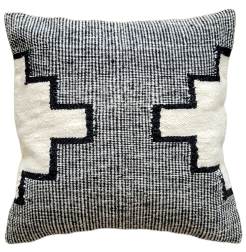 black and white throw pillows