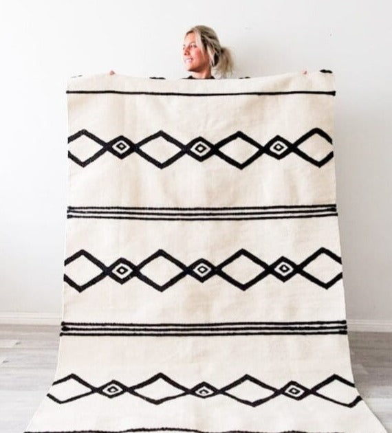 Roxie Handwoven Black and Cream Area Rug