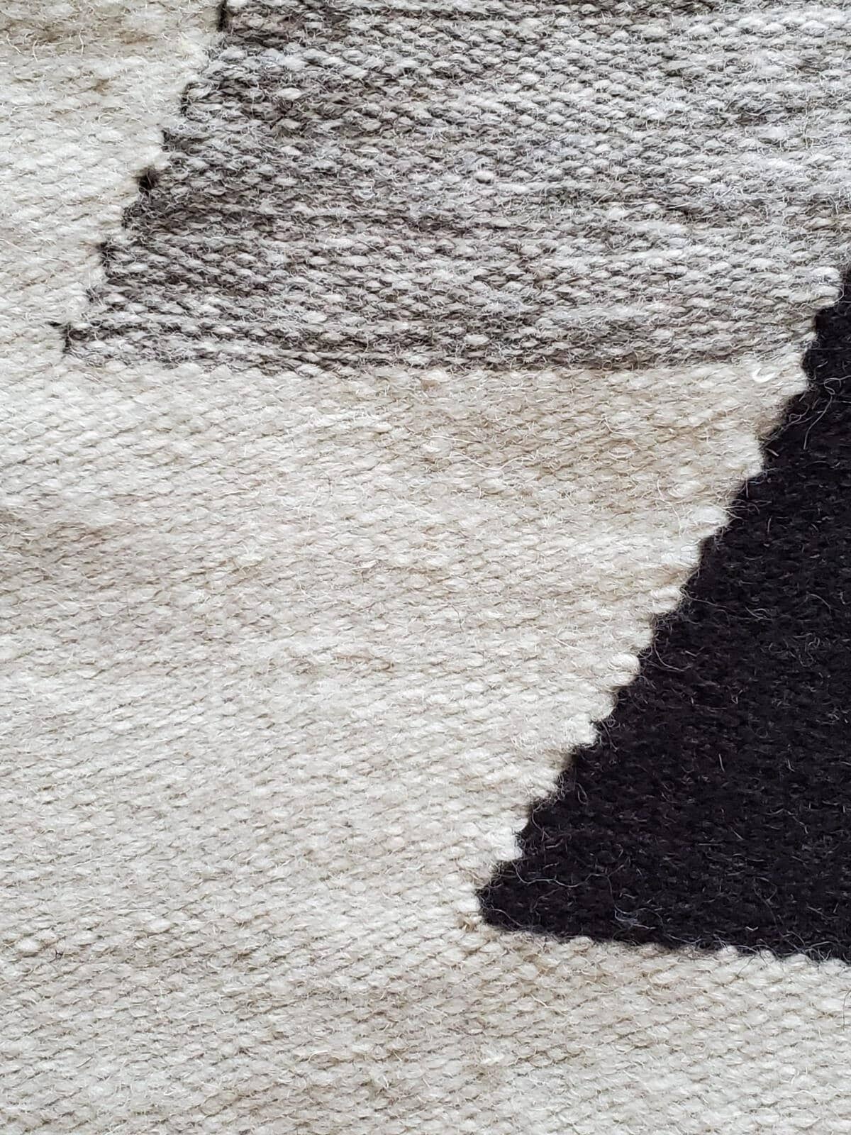 Handwoven wool rug - cotton rug