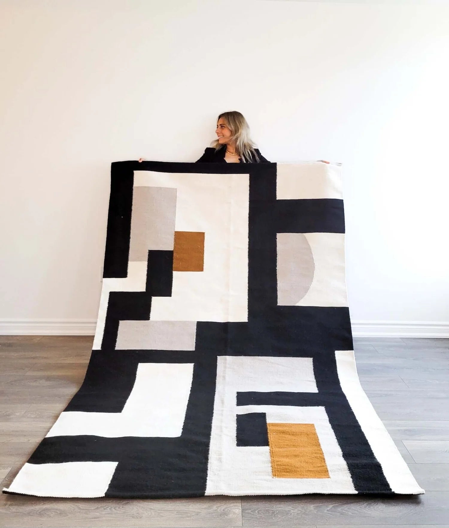 Black modern rug