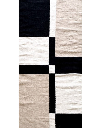 Contour Handwoven Black and Beige Rug