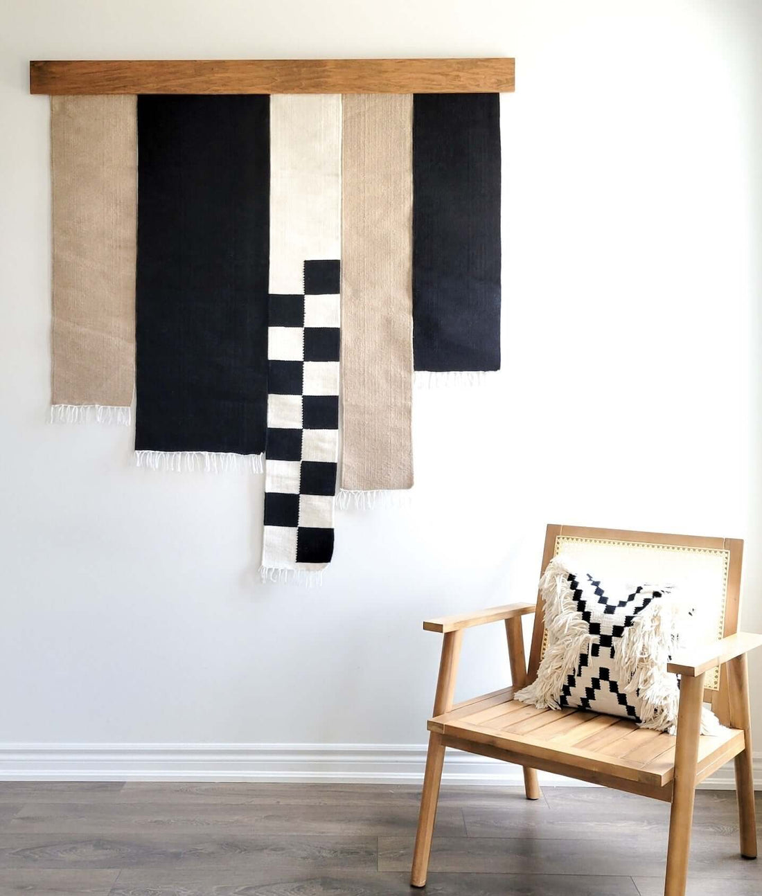 black beige wall rug