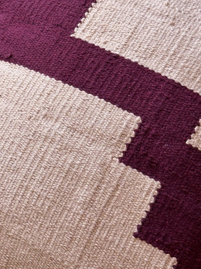 Close-up of Roma with purple and beige colors