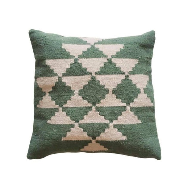 Decorative pillow with geometric pattern