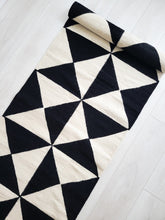 runner rug black