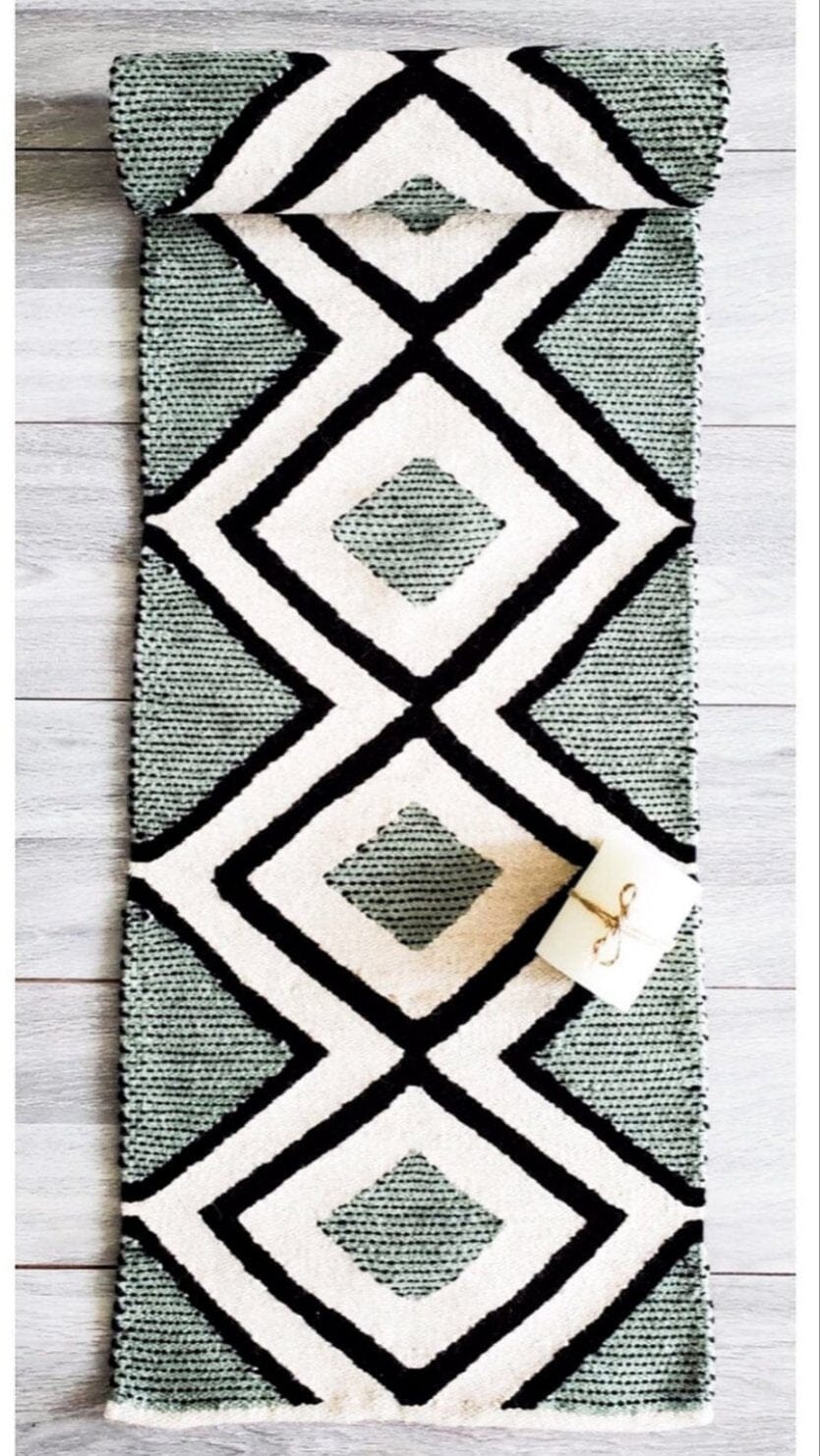 green table runners